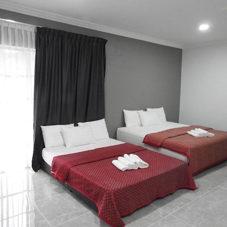 Tebing Guest House Taman Negara Malaysia Kuala Tahan Exterior foto