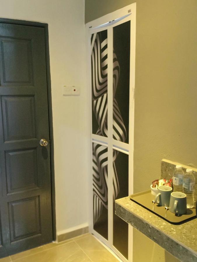 Tebing Guest House Taman Negara Malaysia Kuala Tahan Exterior foto