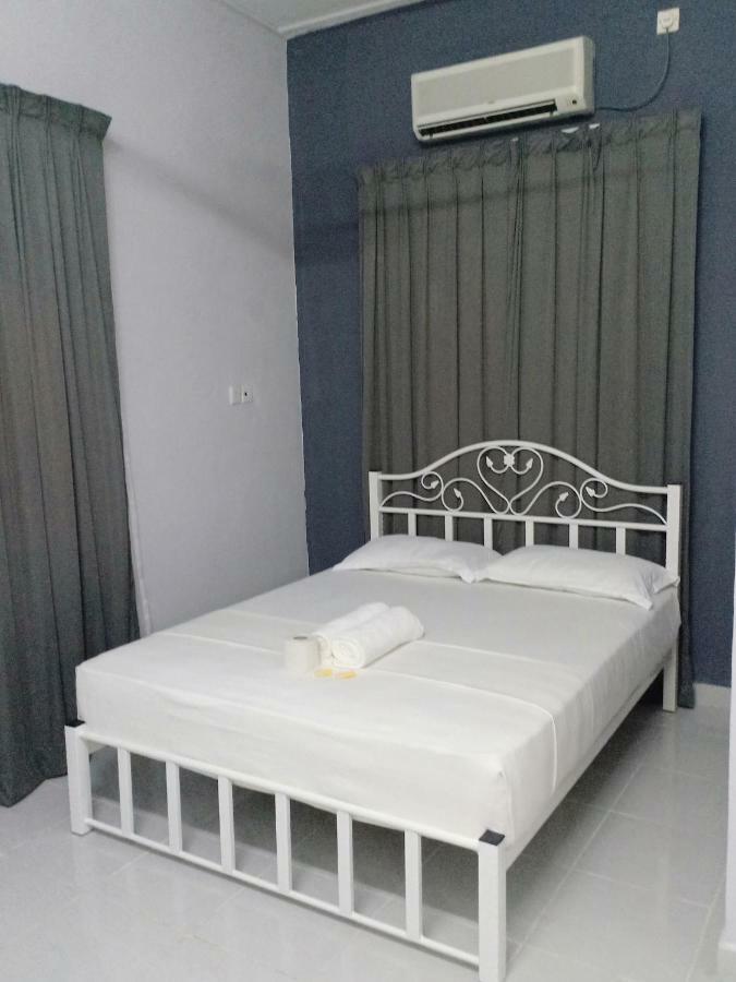 Tebing Guest House Taman Negara Malaysia Kuala Tahan Exterior foto