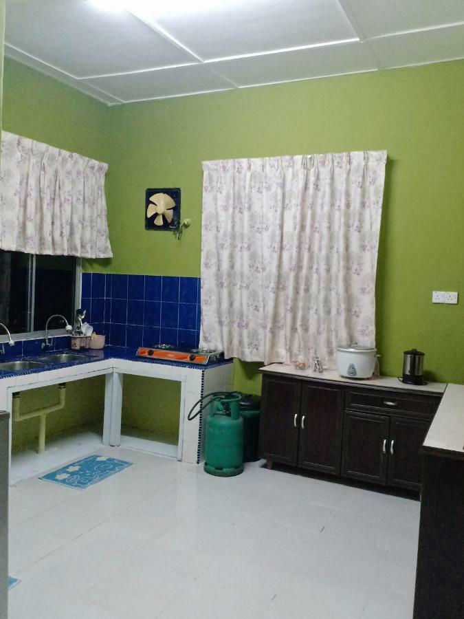 Tebing Guest House Taman Negara Malaysia Kuala Tahan Exterior foto