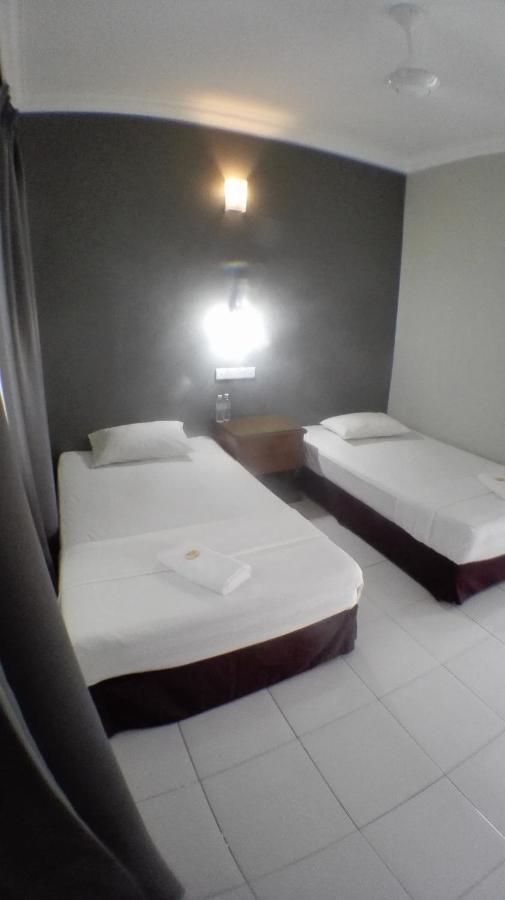 Tebing Guest House Taman Negara Malaysia Kuala Tahan Exterior foto