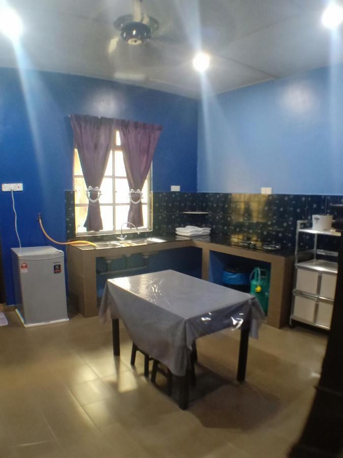 Tebing Guest House Taman Negara Malaysia Kuala Tahan Exterior foto