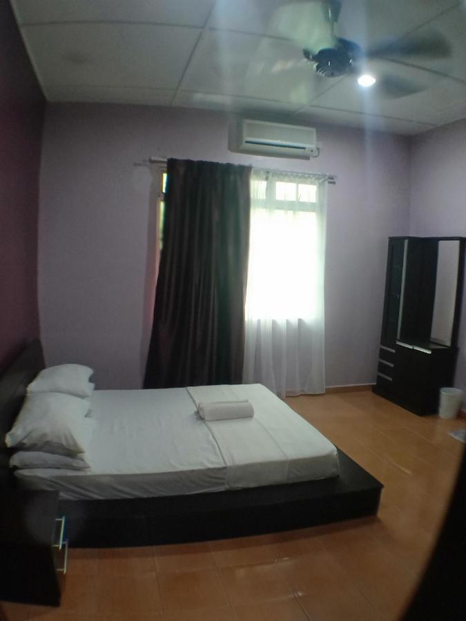 Tebing Guest House Taman Negara Malaysia Kuala Tahan Exterior foto