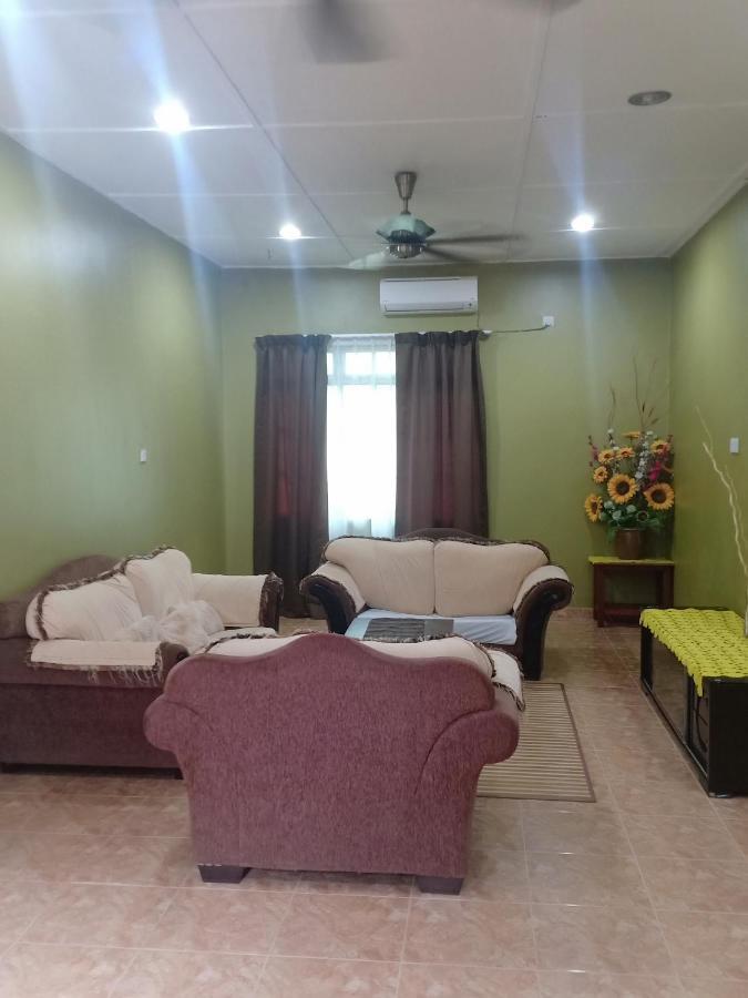 Tebing Guest House Taman Negara Malaysia Kuala Tahan Exterior foto